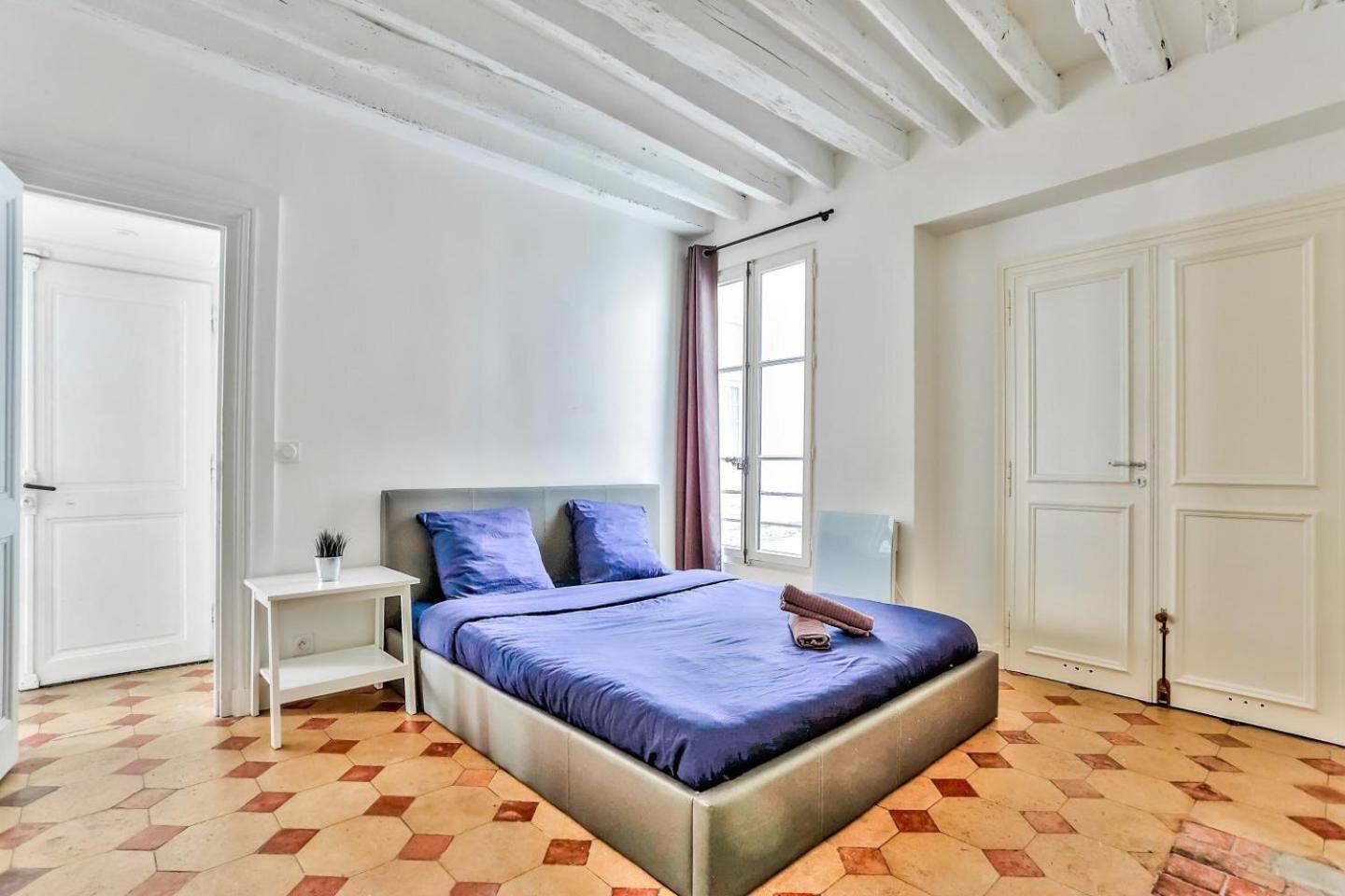 Superbe Appartement Bon Marche Saint Germain Free Netflix París Exterior foto